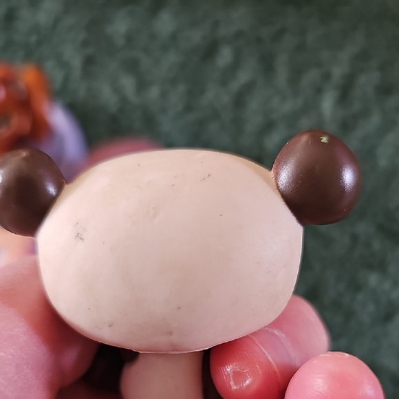 Assorted Littlest Petshops. - Picture 2 of 3